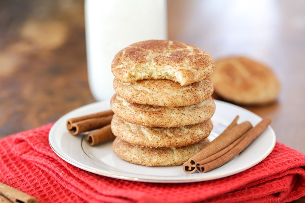 Bake Easy, No-Fail Snickerdoodles: Get Puffy, Not Flat!